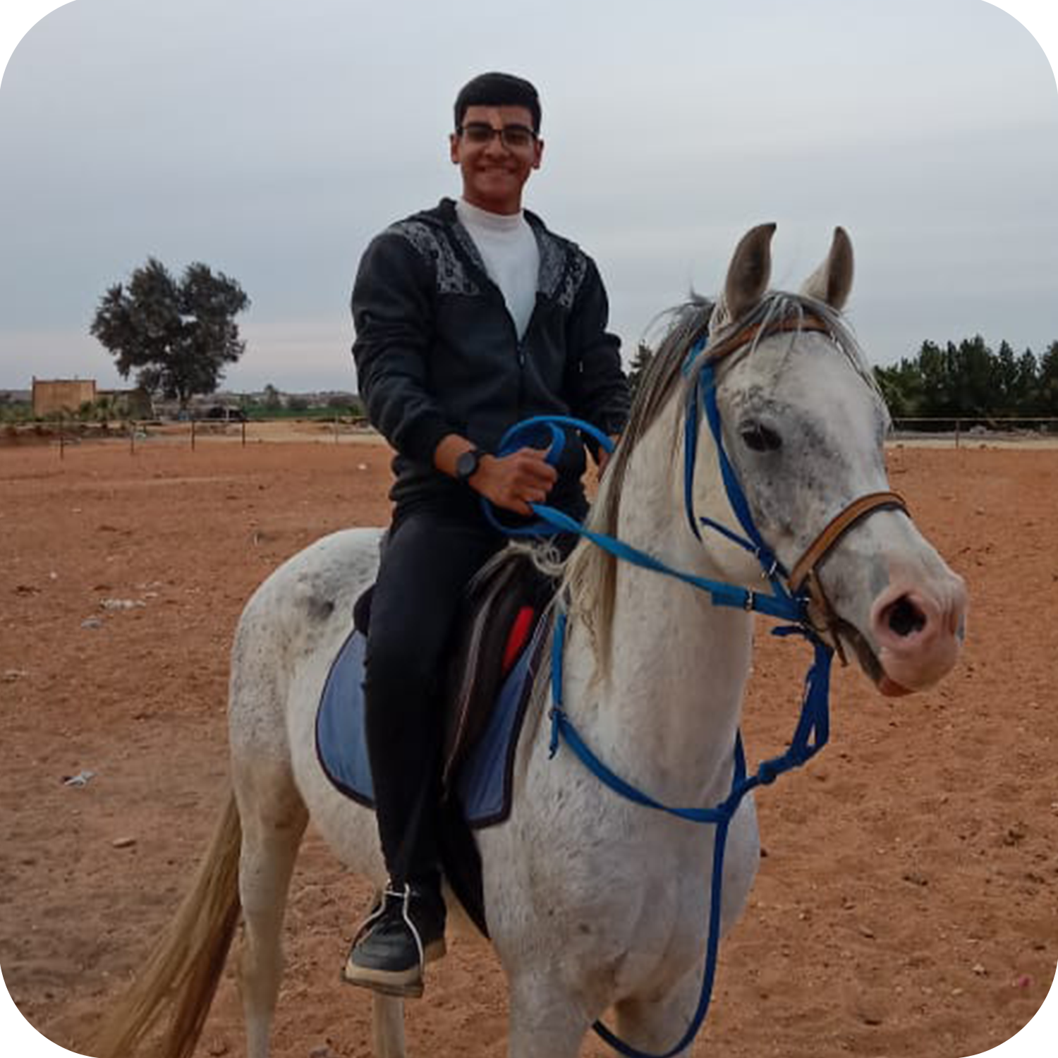 Anas Fouad - Graphic & Web Designer